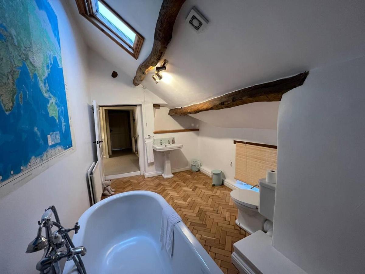 Stunning 4-Bed Grade II House In The Lake District Wigton Esterno foto